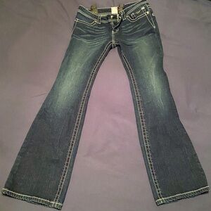 Women's Harley Davidson Jeans with Embroidered Design size 8 bootleg low rise